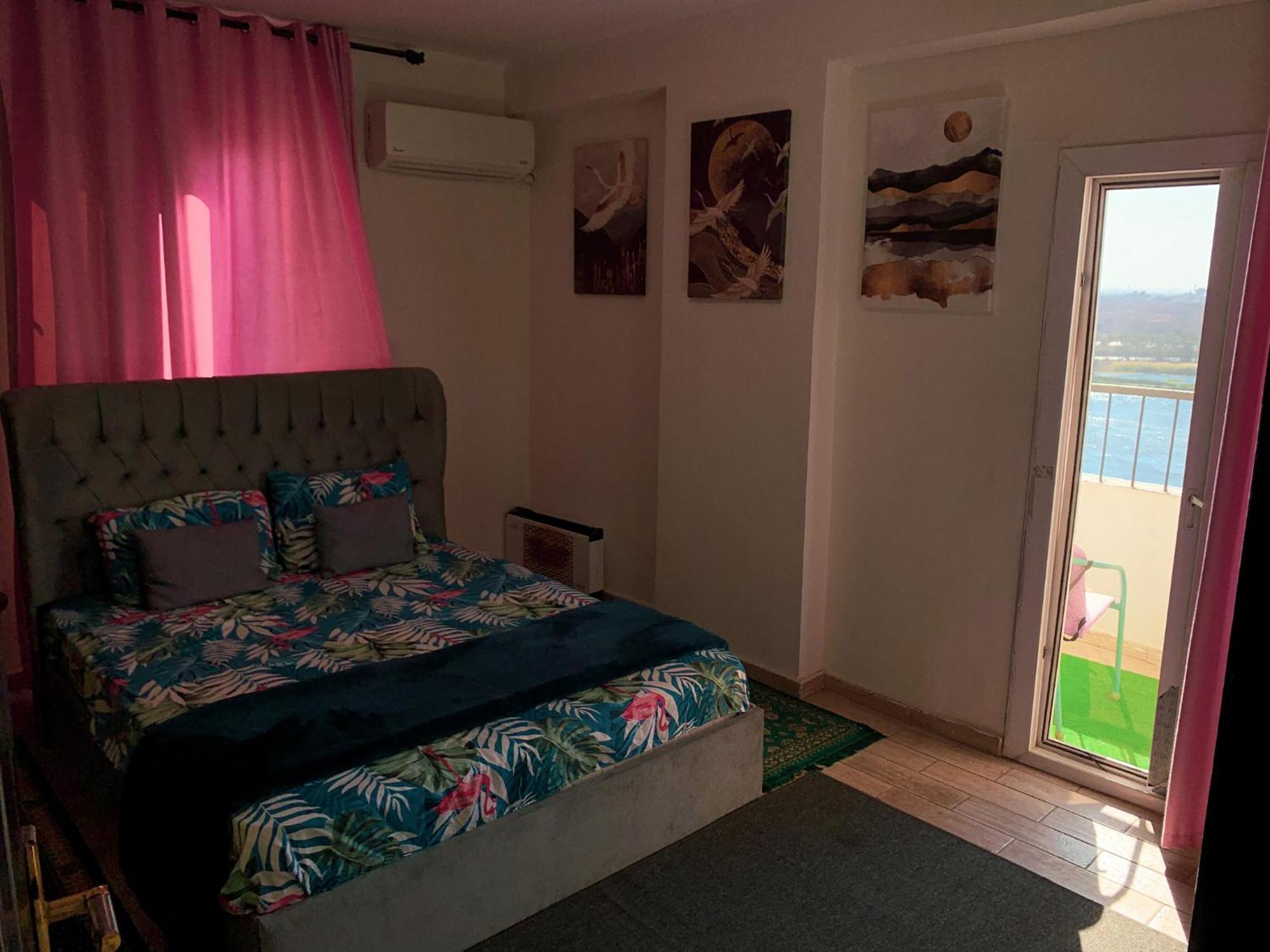 Nile Pyramidal View Apartment Cairo Exterior photo